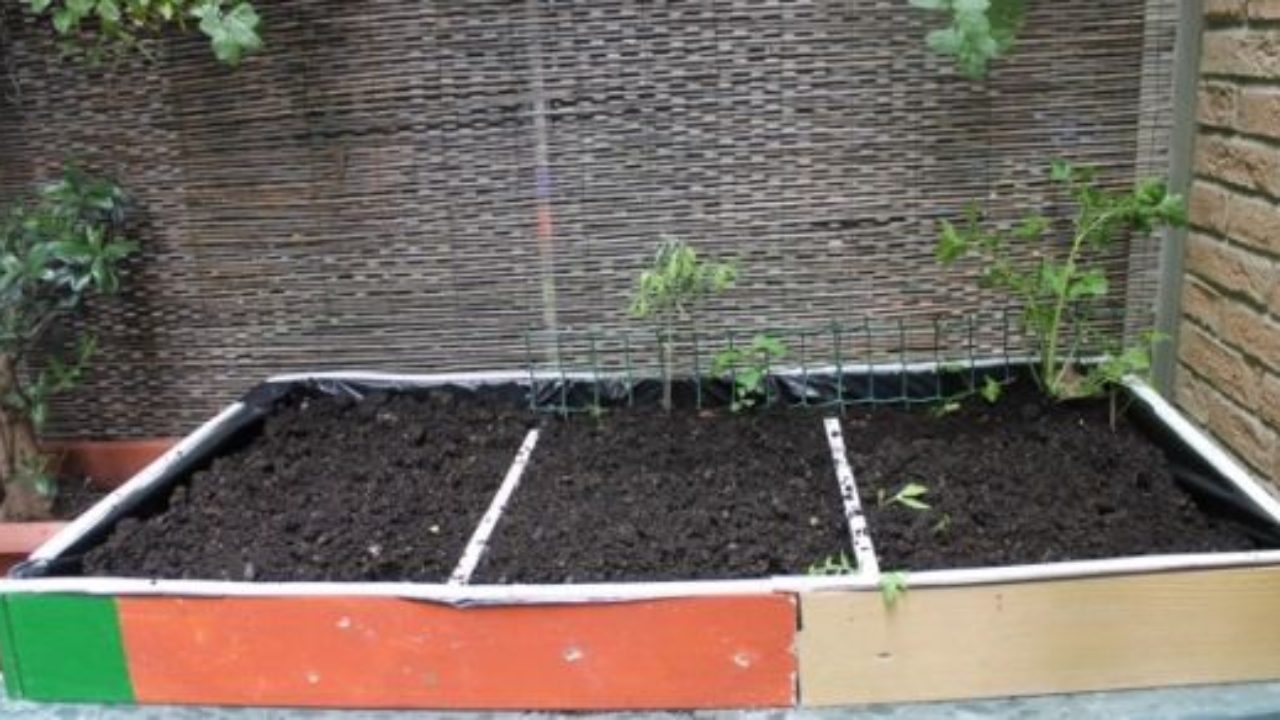 Orti Sul Balcone Come Costruire Un Tavolo Orto Fai Da Te