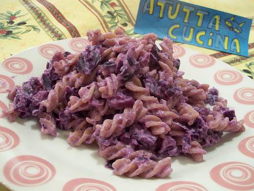 cavolo viola 5 fusilli integrali