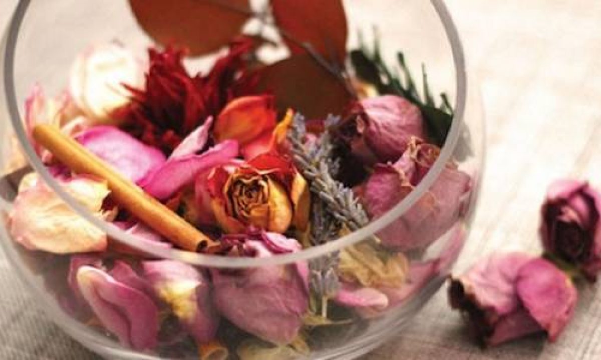 Come Fare Un Profumo In Casa Con I Fiori.Come Preparare Un Pot Pourri Per Profumare La Casa In Modo Naturale Greenme It