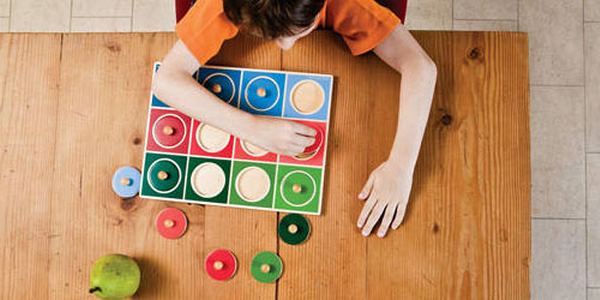 10 giochi e mobili fai-da-te secondo il metodo Montessori - greenMe