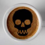 Il caffè può causare molti problemi di salute, è meglio evitare il caffè se si soffre d'ansia e ipertensione
