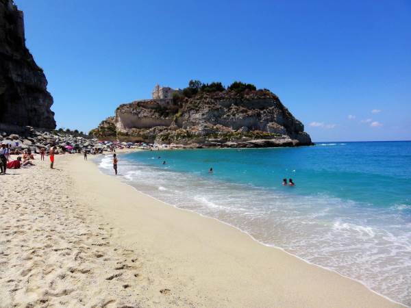 Le 7 Spiagge Più Belle Di Tropea Greenmeit