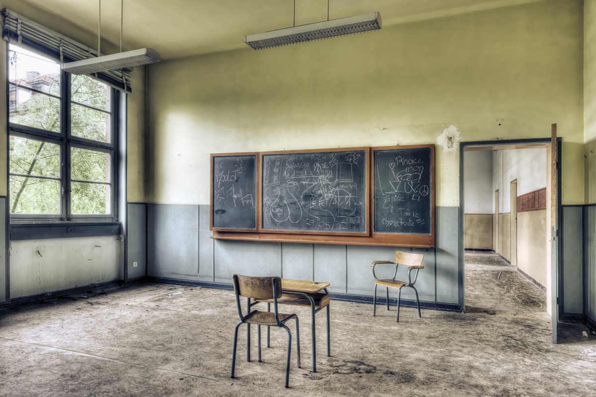 scuola-abbandonata