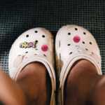 decorazioni per crocs