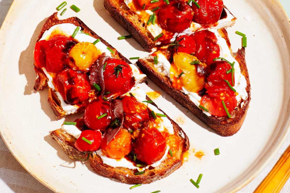 tomato ice toast