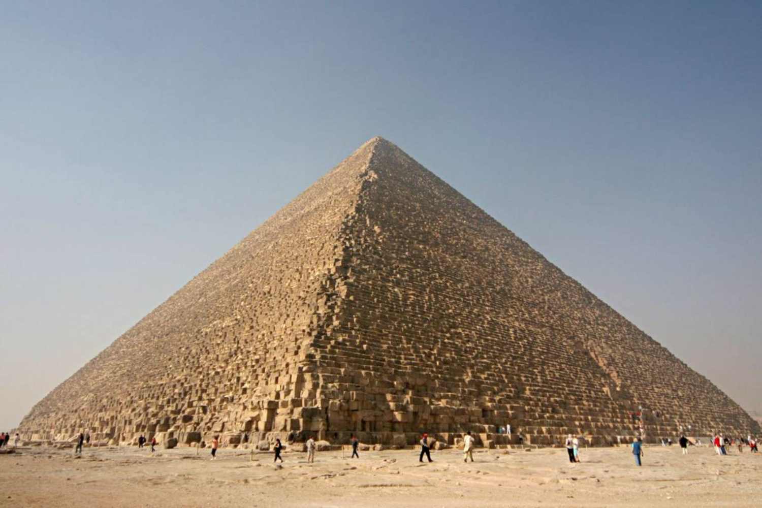 Piramide di Giza cane